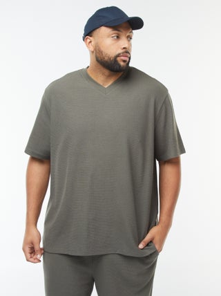 T-shirt en maille texturée et col V