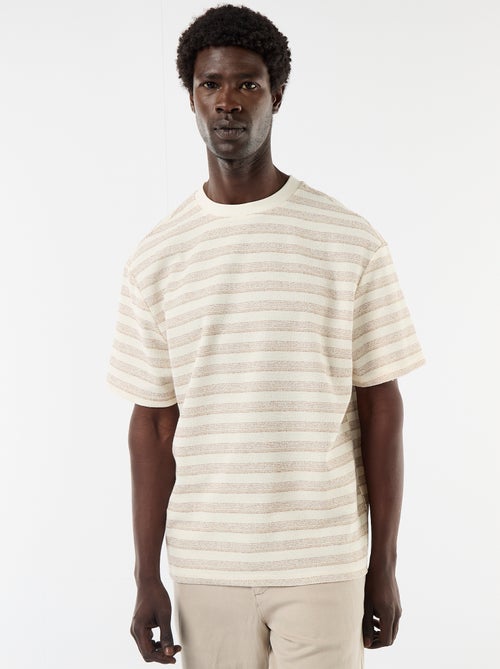 T-shirt en maille tricot à manches courtes - Kiabi T-shirt en maille tricot à manches courtes - Kiabi