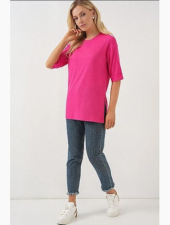 T-shirt en tricot fendu sur le côté bdart
