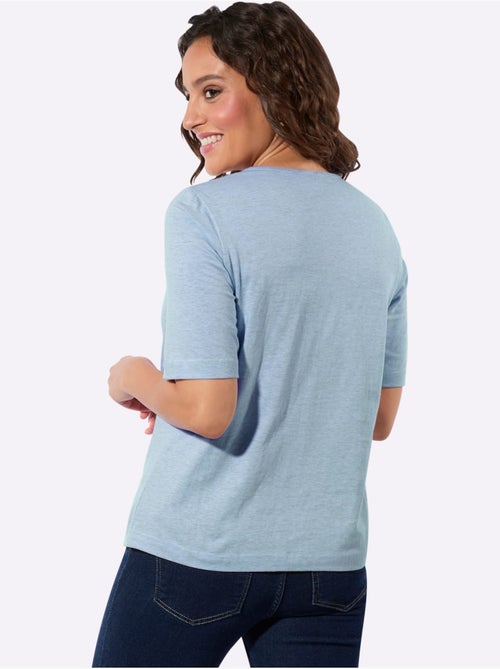 T-shirt en v avec rivets décoratifs et fil chiné doux - taille standard - witt - Kiabi T-shirt en v avec rivets décoratifs et fil chiné doux - taille standard - witt - Kiabi