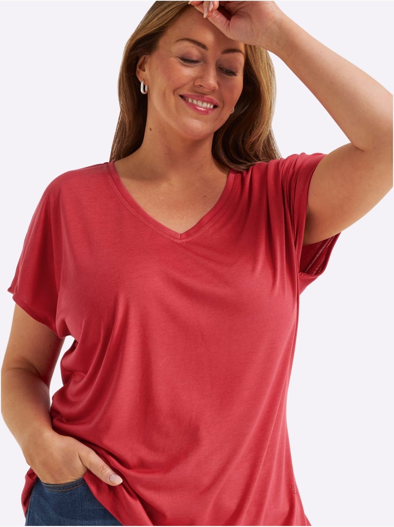 T-shirt En V Petites Pierres Brillantes Fantaisie - Taille Standard - Sheego Rouge - Kiabi