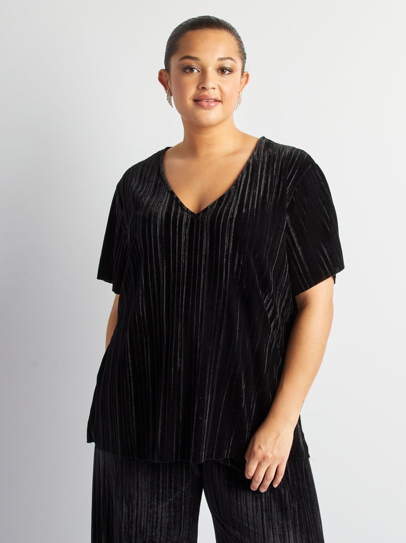 T-shirt en velours col V noir - Kiabi