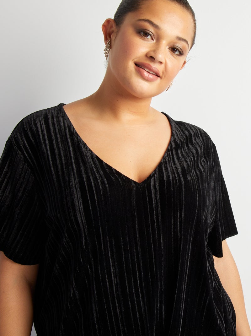 T-shirt en velours col V noir - Kiabi