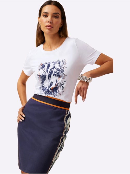 T shirt encolure ronde et manches courtes imprimé feuilles tropicales - Taille standard - Helline - Kiabi T shirt encolure ronde et manches courtes imprimé feuilles tropicales - Taille standard - Helline - Kiabi
