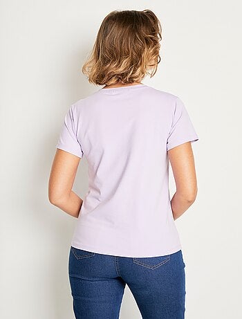 T-shirt extensible broderie poitrine