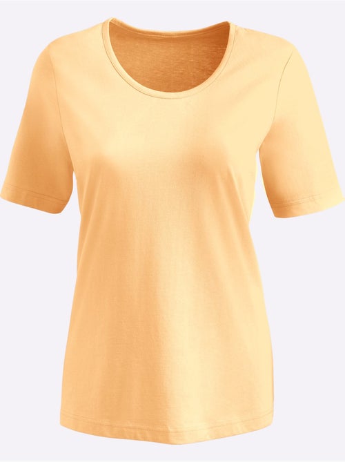 T-shirt féminin à encolure ronde et manches courtes uni - Taille standard - Moda Vilona - Kiabi T-shirt féminin à encolure ronde et manches courtes uni - Taille standard - Moda Vilona - Kiabi