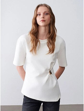 T-shirt femme à col rond et manches courtes dilvin