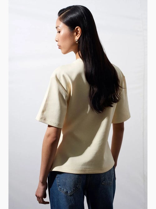 T-shirt femme à col rond et manches courtes dilvin - Kiabi T-shirt femme à col rond et manches courtes dilvin - Kiabi