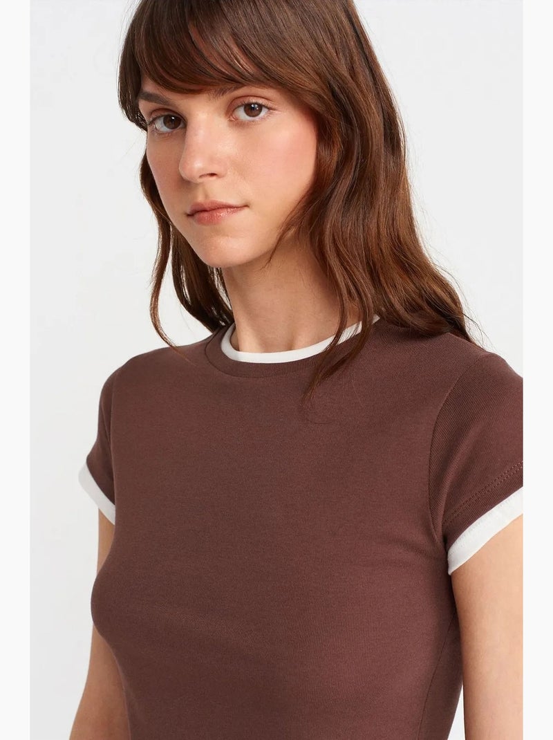 T-shirt femme ajusté en coton, col rond dilvin Marron - Kiabi