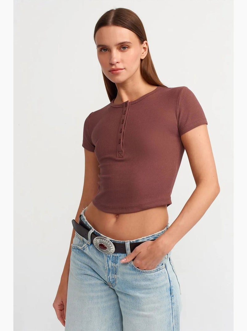 T-shirt femme court coupe slim à col rond dilvin Marron chocolat - Kiabi