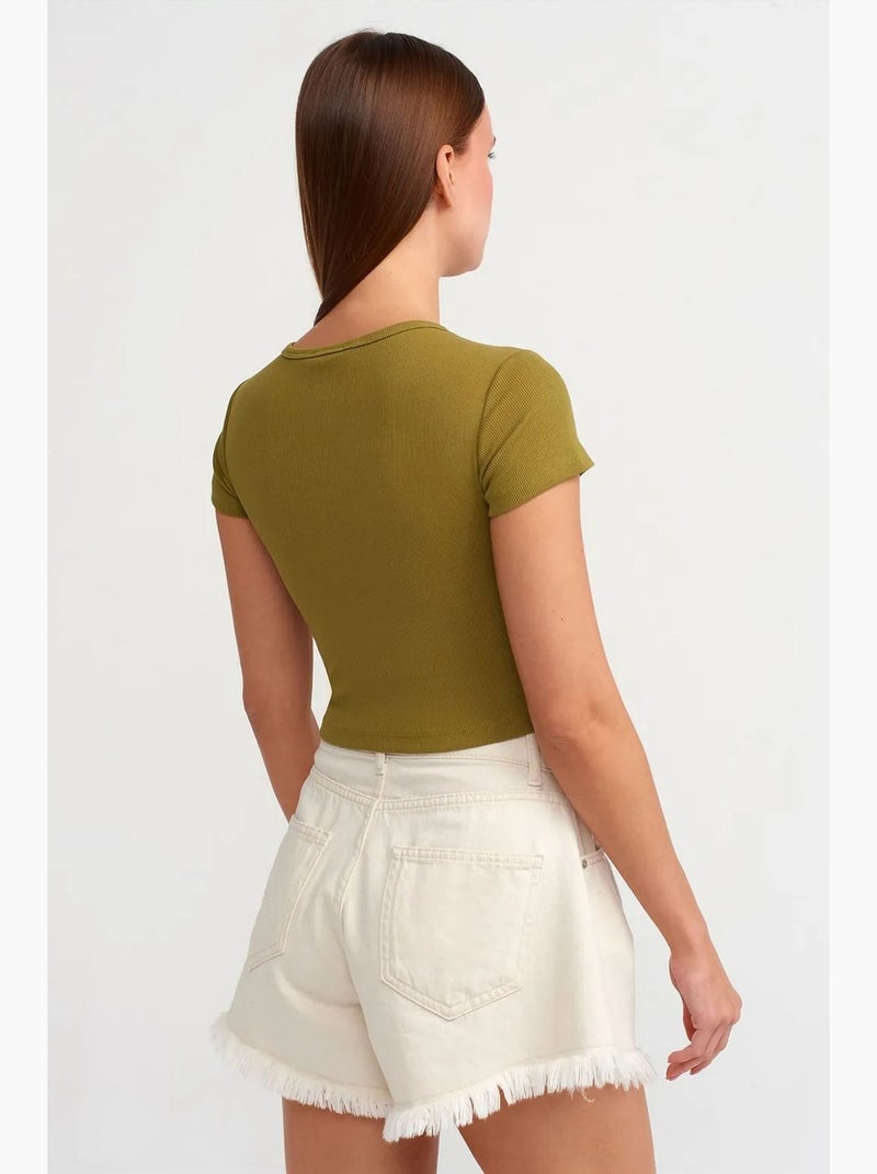 T-shirt femme court coupe slim à col rond dilvin Vert kaki - Kiabi