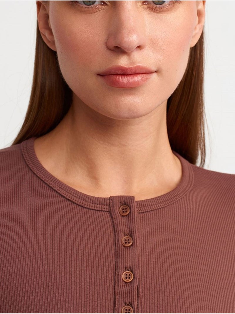 T-shirt Femme Court Coupe Slim À Col Rond Marron chocolat - Kiabi