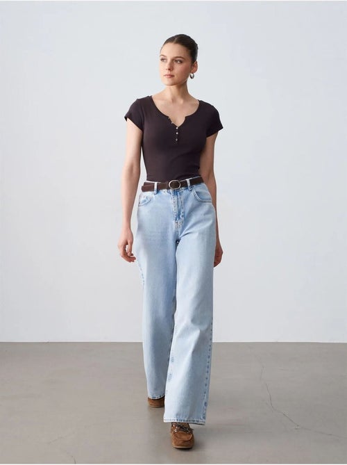 T-shirt femme en coton, coupe slim, col rond dilvin - Kiabi