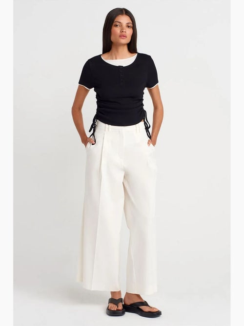 T-shirt femme en coton, coupe slim, col rond dilvin - Kiabi T-shirt femme en coton, coupe slim, col rond dilvin - Kiabi