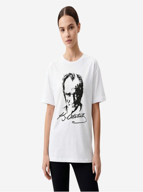 T-shirt femme en coton et élasthanne tommy - Kiabi T-shirt femme en coton et élasthanne tommy - Kiabi