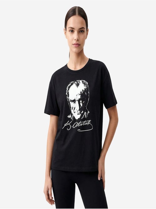 T-shirt femme en coton et élasthanne tommy - Kiabi T-shirt femme en coton et élasthanne tommy - Kiabi