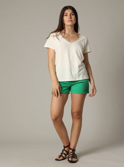 T-shirt femme en coton et lin avec détail col V fantaisie 'Deeluxe' - Kiabi