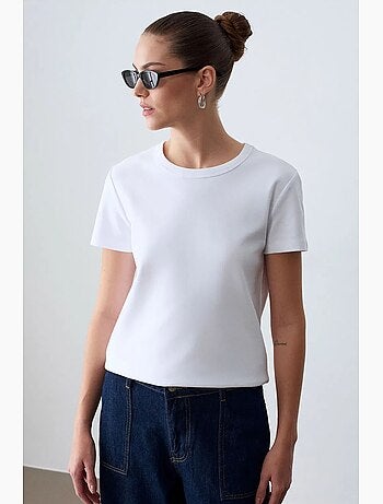 T-shirt femme uni à col rond dilvin
