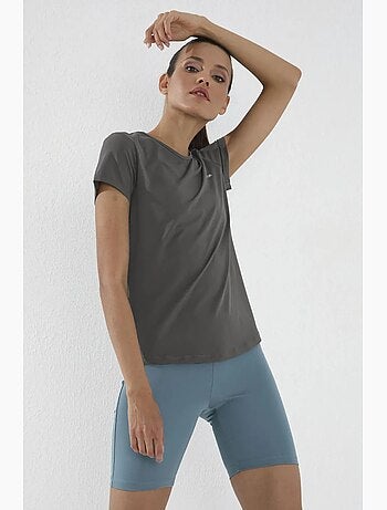 T-shirt femme uni à manches courtes et col rond tommy