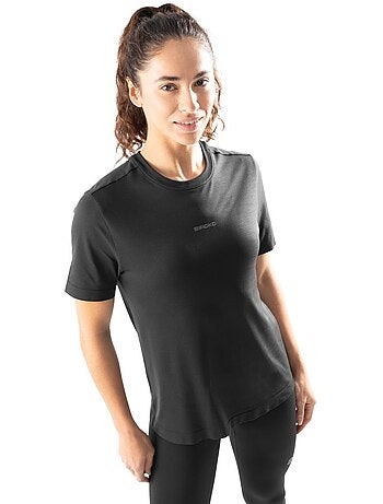T-shirt fitness manches courtes femme fitness femme plan