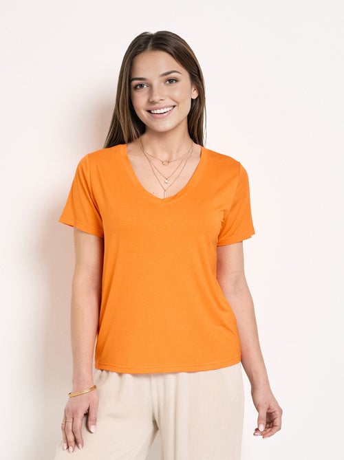 T-shirt fluide col V manches courtes - Kiabi