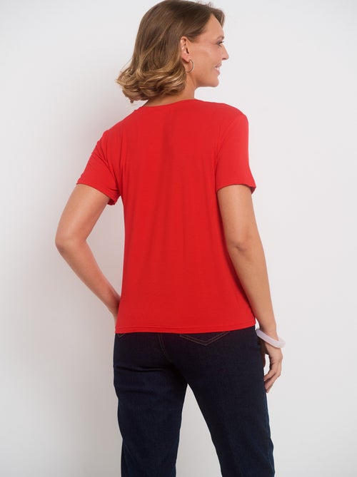 T-shirt fluide col V manches courtes - Kiabi T-shirt fluide col V manches courtes - Kiabi