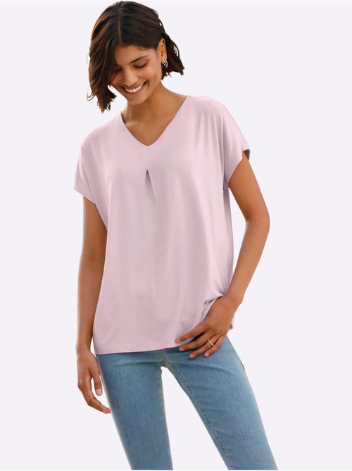 T-shirt fluide en viscose à col V avec mancherons et plis - Taille standard - Moda Vilona - Kiabi T-shirt fluide en viscose à col V avec mancherons et plis - Taille standard - Moda Vilona - Kiabi