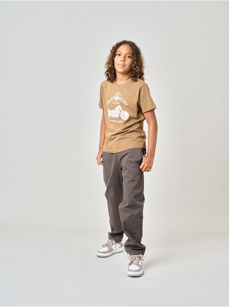 T-shirt garçon en 100% coton 'deeluxe' Marron - Kiabi