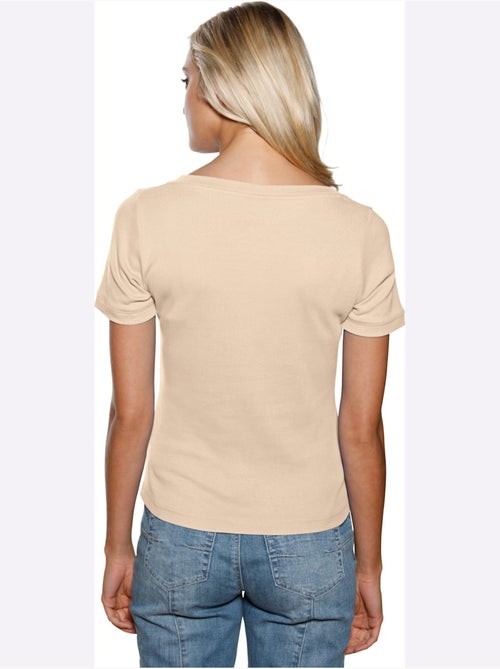 T-shirt Grande Encolure Carrée - Taille Standard - Helline - Kiabi
