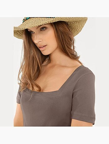 T-shirt Grande Encolure Carrée - Taille Standard - helline