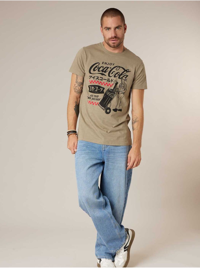 T-shirt homme 100% coton DEELUXE X COCA-COLA 'Deeluxe' Vert kaki clair - Kiabi
