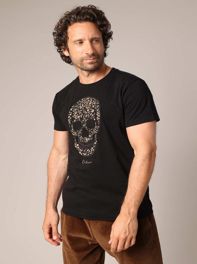 T-shirt homme en 100% coton avec motif tête de mort imprimé et texturé sur le devant. 'Deeluxe' Noir - Kiabi