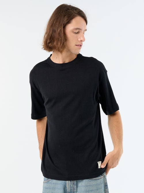 T-shirt homme en coton à col rond - Kiabi T-shirt homme en coton à col rond - Kiabi