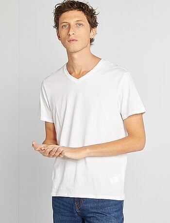 T-shirt homme en coton à col V