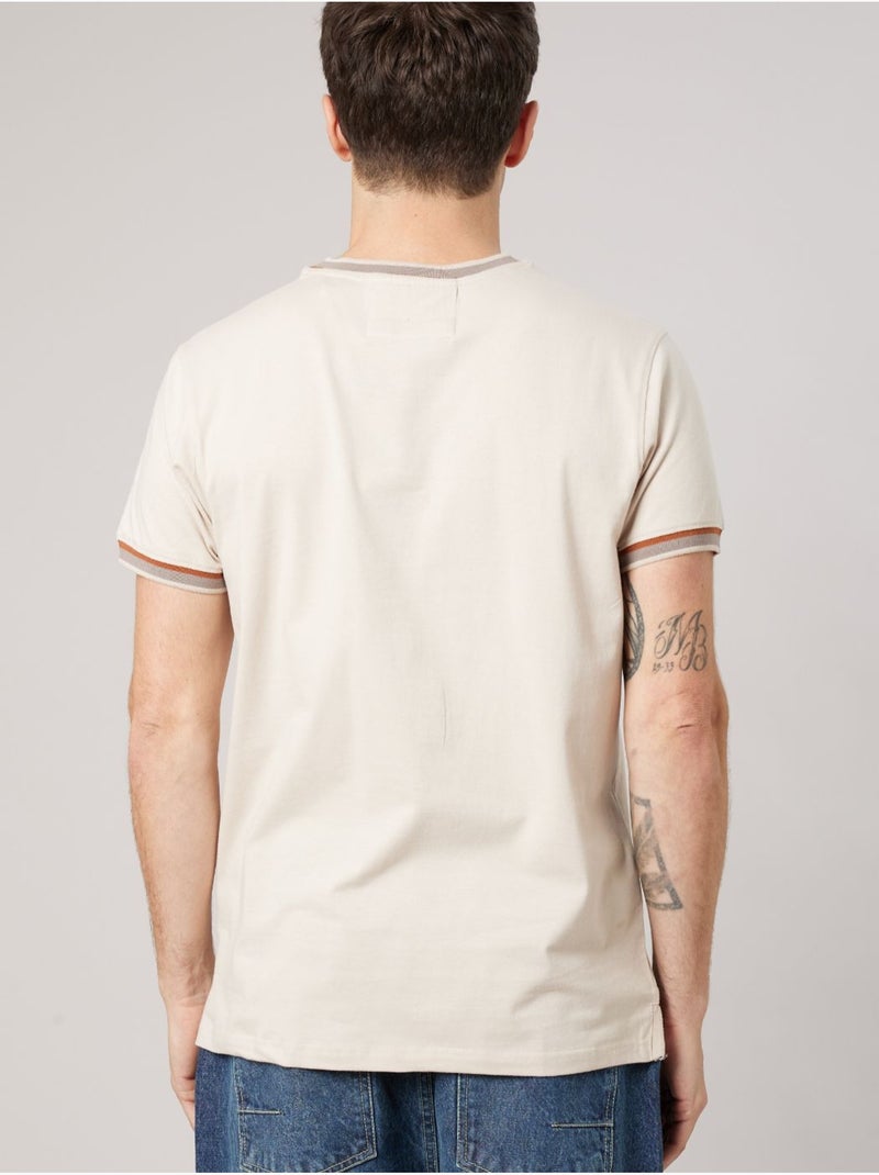 T-shirt homme en coton avec broderie poitrine 'deeluxe' Ecru - Kiabi