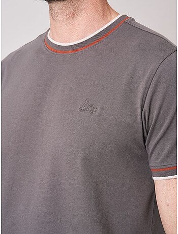 T-shirt homme en coton avec broderie poitrine 'deeluxe'