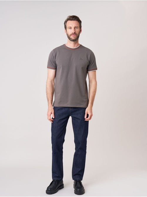 T-shirt homme en coton avec broderie poitrine 'deeluxe' - Kiabi
