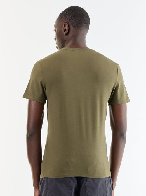 T-shirt homme en coton uni à col rond - Kiabi T-shirt homme en coton uni à col rond - Kiabi