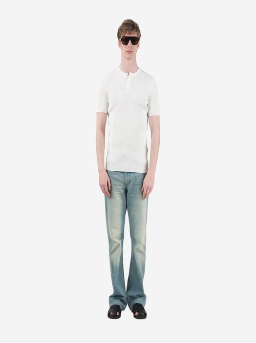 T-shirt homme texturé à col rond et bouton giesto - Kiabi T-shirt homme texturé à col rond et bouton giesto - Kiabi