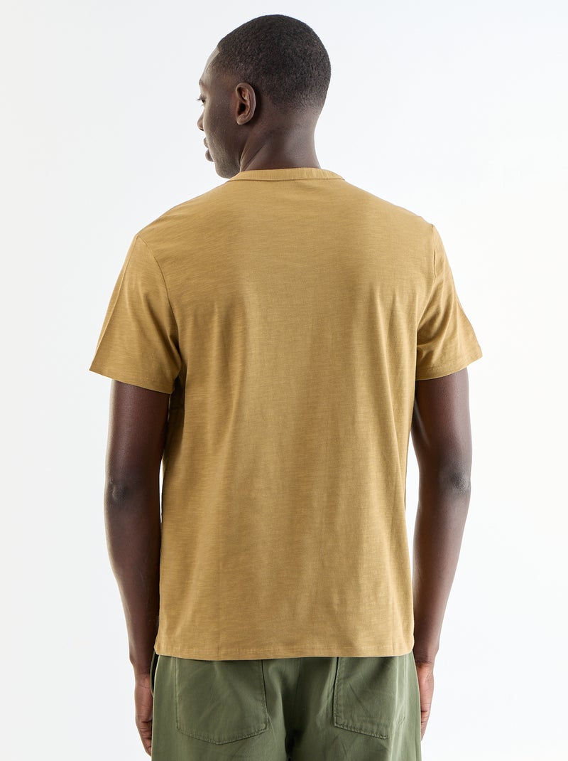 T-shirt homme uni à col tunisien Vert - Kiabi