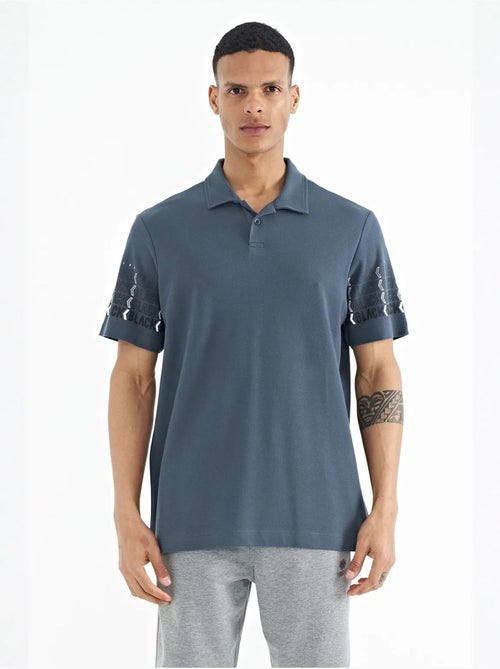 T-shirt imprimé à col polo tommy - Kiabi T-shirt imprimé à col polo tommy - Kiabi