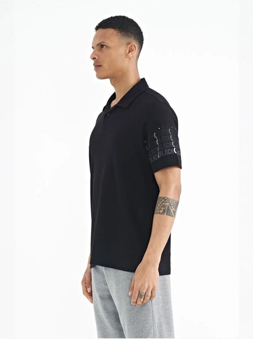 T-shirt imprimé à col polo tommy - Kiabi T-shirt imprimé à col polo tommy - Kiabi