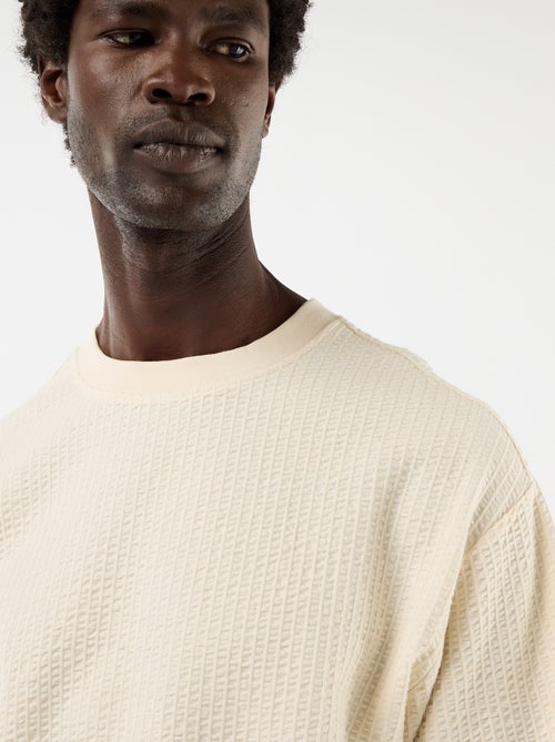 T-shirt imprimé à manches courtes en nid d'abeilles - Kiabi