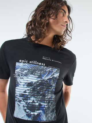T-shirt imprimé à manches courtes et col rond