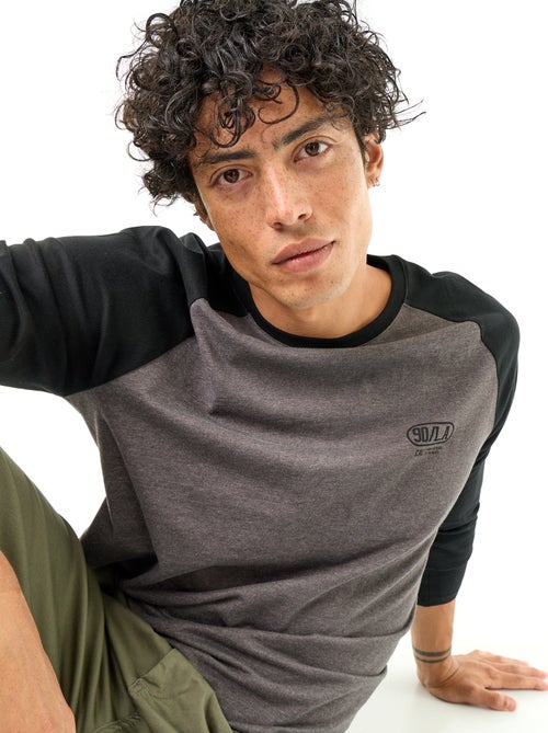 T-shirt imprimé avec manches longues raglan - Kiabi T-shirt imprimé avec manches longues raglan - Kiabi