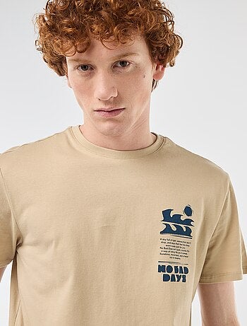 T-shirt imprimé placé en coton uni