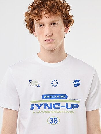 T-shirt imprimé placé en coton uni