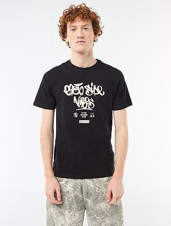 T-shirt imprimé placé en coton uni