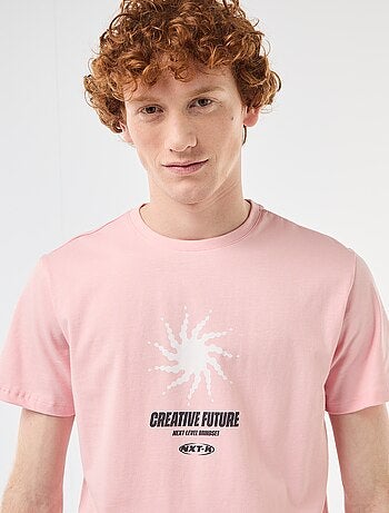 T-shirt imprimé placé en coton uni