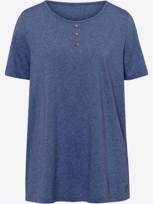 T-shirt long à col rond avec patte de boutonnage et manches courtes - Taille standard - Moda Vilona - Kiabi T-shirt long à col rond avec patte de boutonnage et manches courtes - Taille standard - Moda Vilona - Kiabi